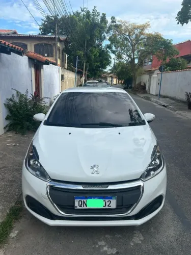 Peugeot 208 Active 1.2 Flex 12V 5P Mec. 2018