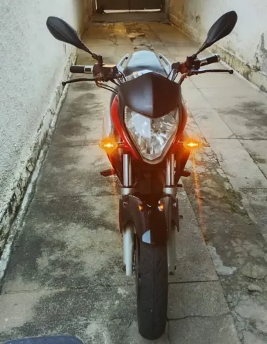 Cb 300