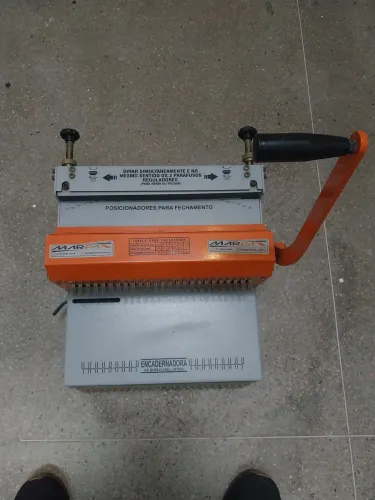 Encadernadora manual Marpax duplo anel ofício