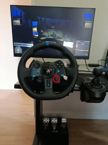 VOLANTE G29 + CAMBIO - PRATICAMENTE NOVO - AINDA NA GARANTIA!!!