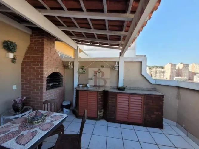 Cobertura de Luxo à Venda em Icaraí, Niterói - 3 Quartos, 1 Suíte, 165m² e 2 Vagas de Gara