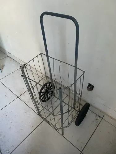 Carrinho de compras reforçado