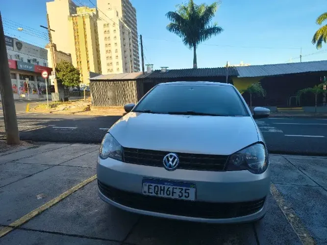 Volkswagen Polo Sedan 1.6 MI Total Flex 8V 4P 2012
