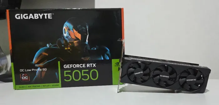 RTX 5050 Gigabyte Low Profile