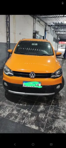Volkswagen Crossfox 1.6 MI Total Flex 8V 5P 2013