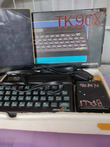 Microcomputador digital - TK 90X