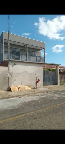 Alugo casa na área 6,com contrato em cartório calção de um mês adiantado.
