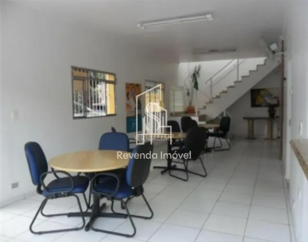 Sala comercial de 300m² com 8 salas, 6 vagas, 6 banheiros no Brooklin Sala comercial de 30