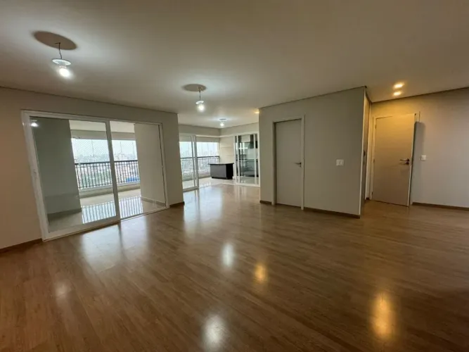 Apartamento com 3 suítes para alugar, 214 m² por R$ 14.200/mês - Portal da Colina - Soroca