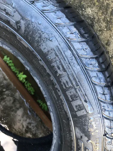 Pneu aro 14