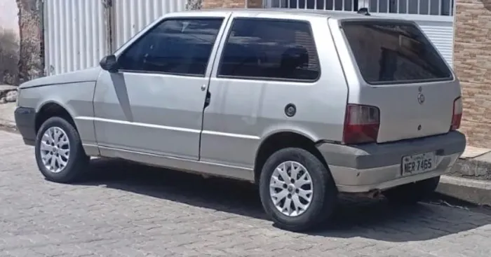 Fiat Uno ano 2009 R$ 10.990