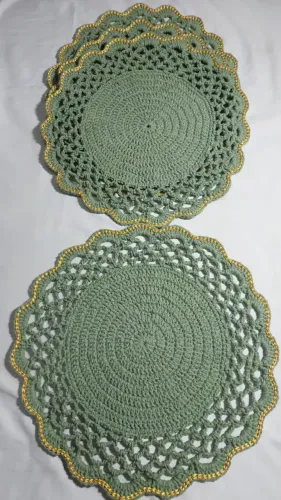 Sousplat em crochê - kit com 4 unidades 