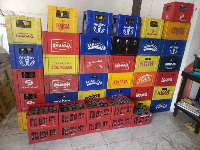 Caxias de cerveja e Coca-Cola
