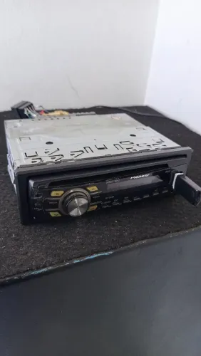 Rádio Pioneer DEH-2380UB Conexão USB-Auxiliar + Dois cone para driver.
