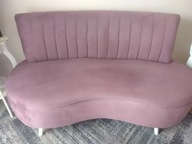 Sofá orgânico de 1,60 em veludo 