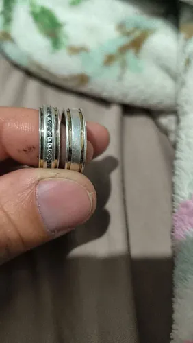 Alianças prata e ouro 
