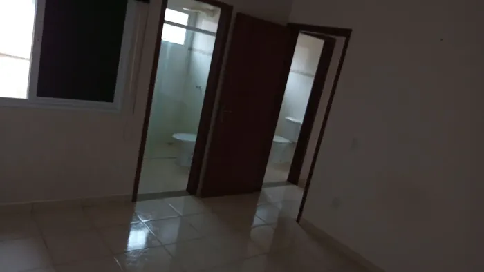 Casa em condomínio - Centro de Iperó SP 