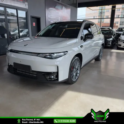 Leapmotor C10 REEV (Híbrido) 2026