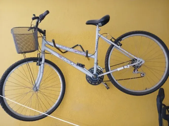 Bicicletas 18 marca semi novas