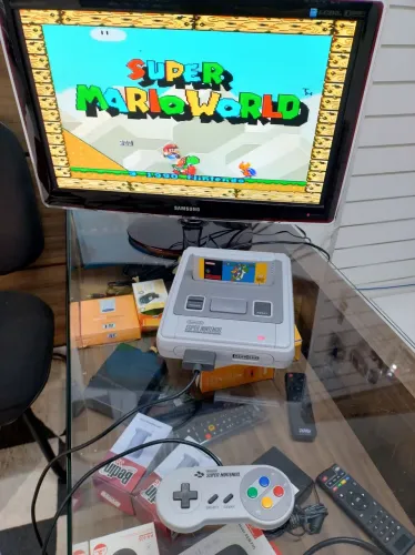 Super Nintendo Europeu* Custom