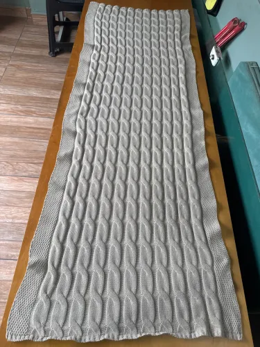 Peseira Manta Trança Sala Cama Solteiro Sota Tricot 160x60cm