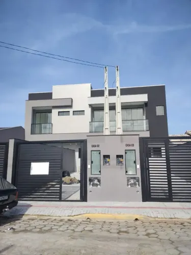 SOBRADO EM ITAPEMA COM 02 SUITES, ACEITA FINANCIAMENTO!!! Morretes