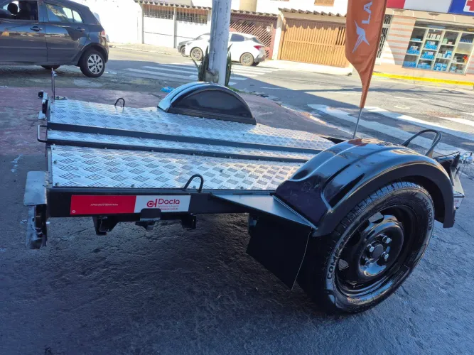 Carreta reboque para moto