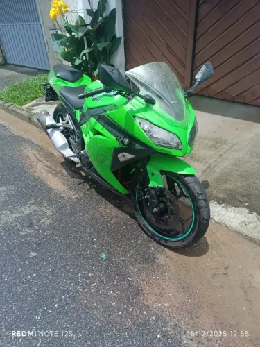 moto kawasaki ninja 300 2013