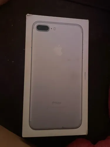 Caixa iPhone 8plus prata