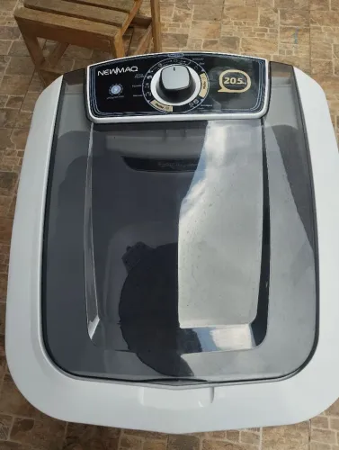 Tanquinho 20 kg seminovo