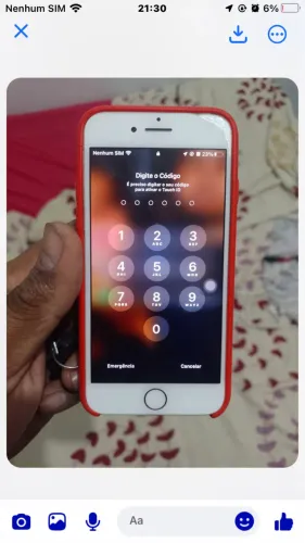 Vendo iPhone 7 pra retira peça leia o anúncio 
