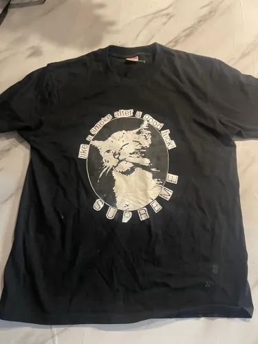 Camiseta supreme