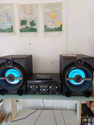 Caixa de som Pulse PS700.