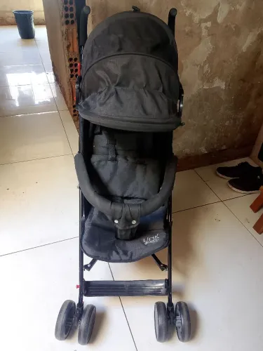 Vendo carrinho de bebe