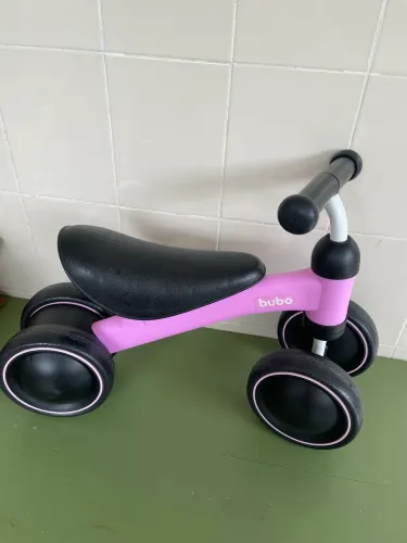Bicicleta de equilíbrio buba