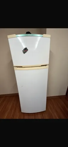 GELADEIRA BAIXEI O VALOR
