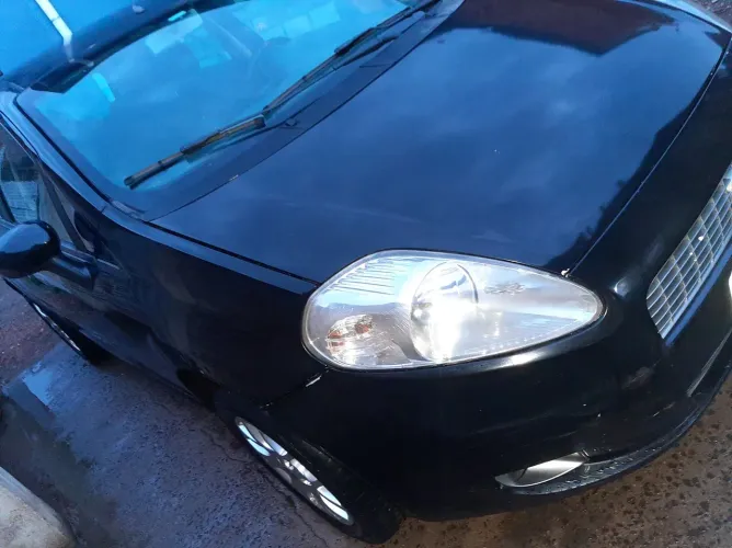 Fiat Punto ELX 1.4 Fire Flex 8V 5P 2008