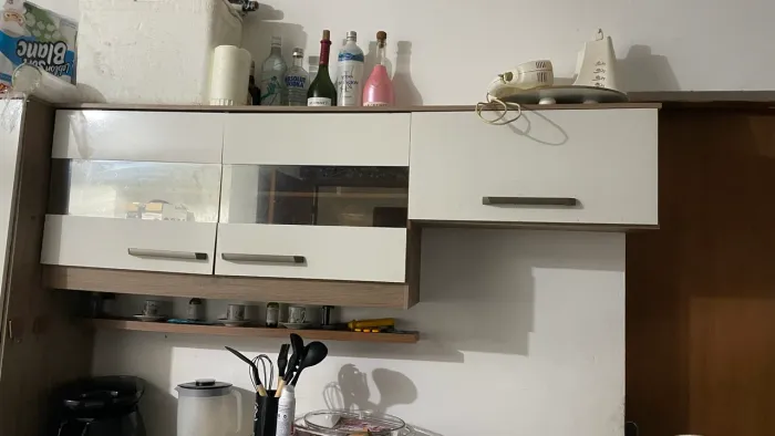 Armário de cozinha completo