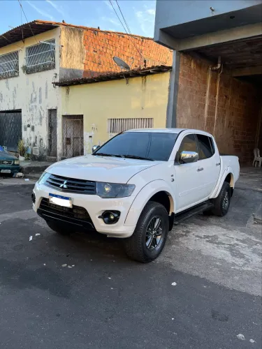 Mitsubishi L200 Triton HPE 3.2 CD TB Int.diesel AUT 2016