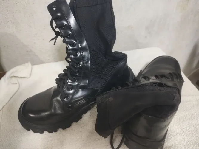 Bota Coturno