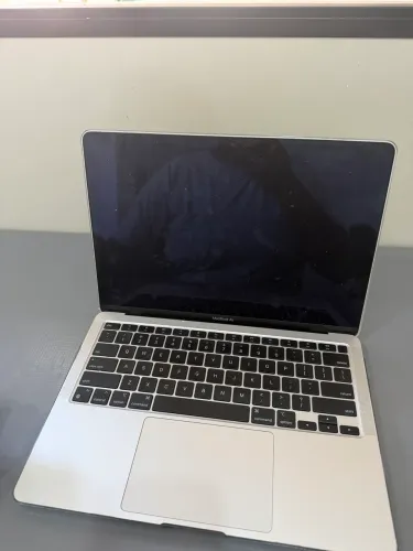 MacBook Air M1