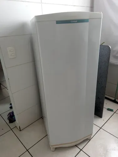 Geladeira Cônsul Degelo Seco 220v