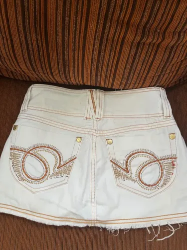 Short saia branca 36