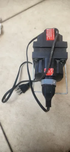 Vendo 02 transformador bivolt