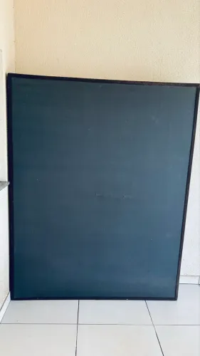 Vendo cama box magnética queen size 