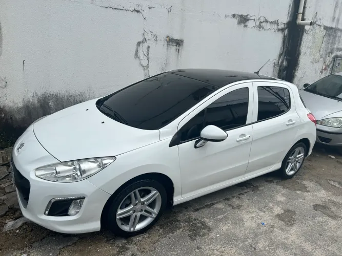 Peugeot 308 Allure 2.0 Flex 16V 5P Aut. 2014