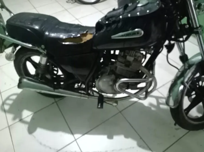 Suzuki intruder 125