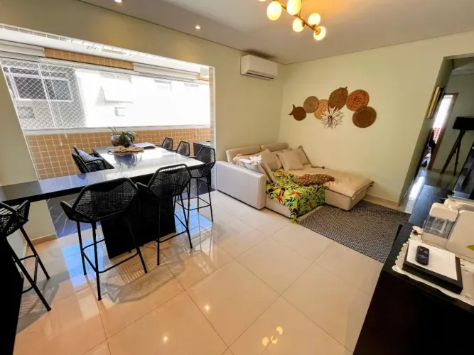 Apartamento com 2 dormitórios à venda, 91 m² por R$ 1.060.000,00 - Gonzaga - Santos/SP