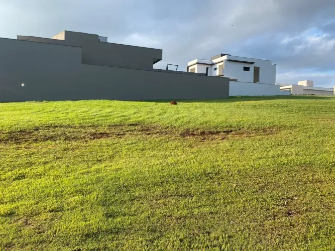 Terreno de condomínio para venda possui 761 metros quadrados em Conceição - Piracicaba - S