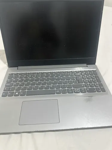 Notebook Lenovo com defeito
